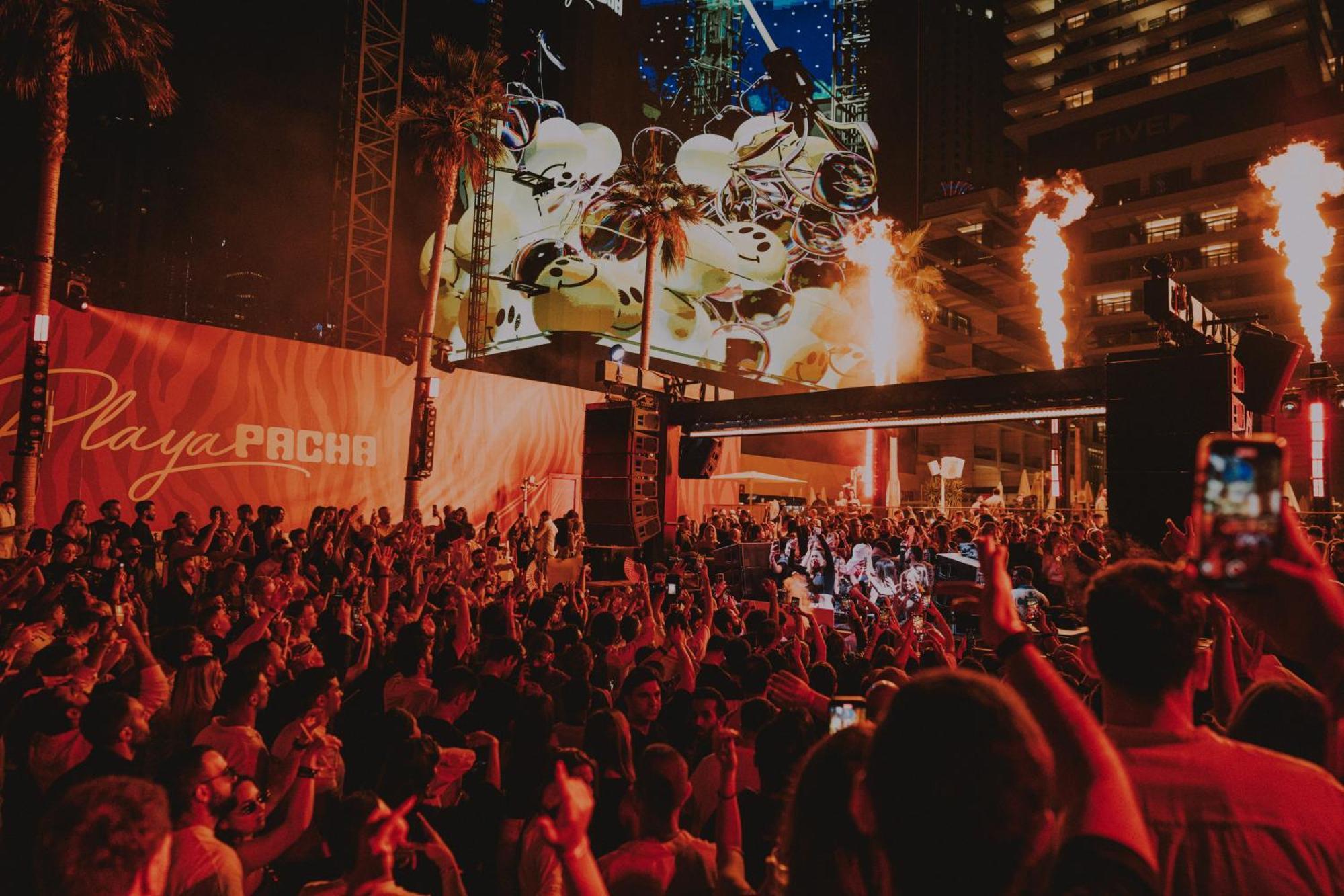 Hotel Five Luxe Dubai Exterior foto The nightclub in 2019